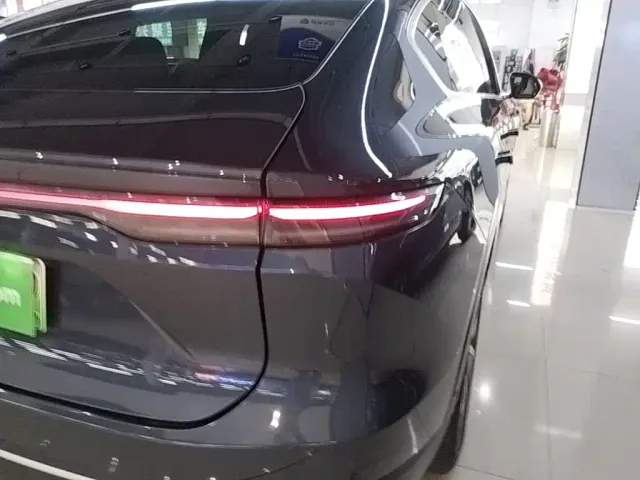 Nio EC7 — Фото автомобиля 7