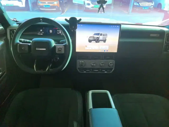 iCAR V23 — Фото автомобиля 9