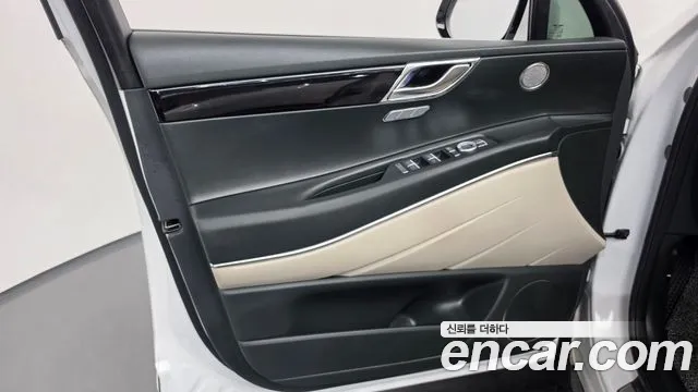 Genesis GV80 — Фото автомобиля 13
