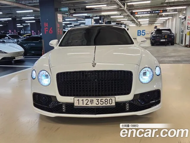 Фотография автомобиля — Bentley Flying Spur Generation 3