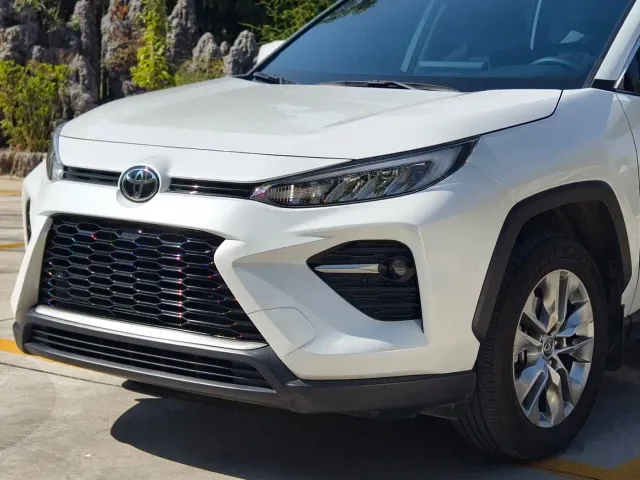 Toyota Wildlander — Фото автомобиля 7