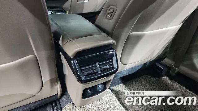 Kia K8 2.5 Бензин 2WD — Фото автомобиля 30