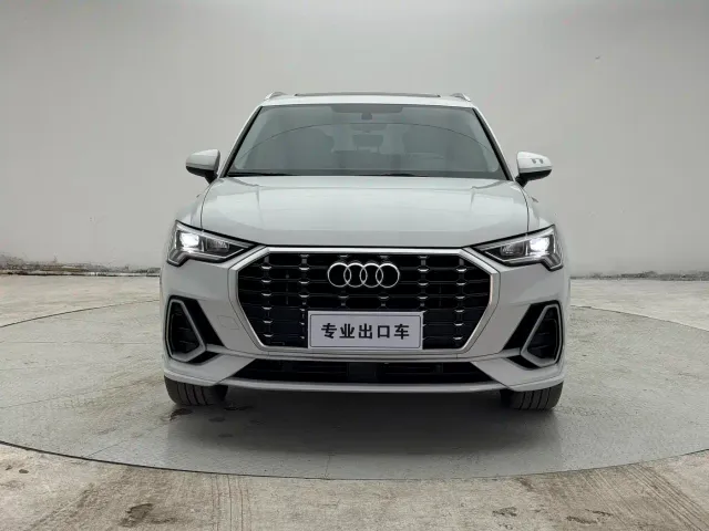 Audi Q3 — Фото автомобиля 3