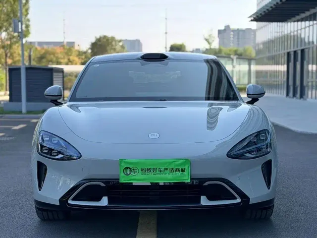 Xiaomi SU7 — Фото автомобиля 2