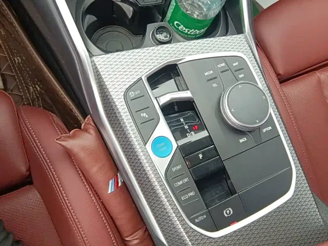 BMW i3 — Фото автомобиля 13
