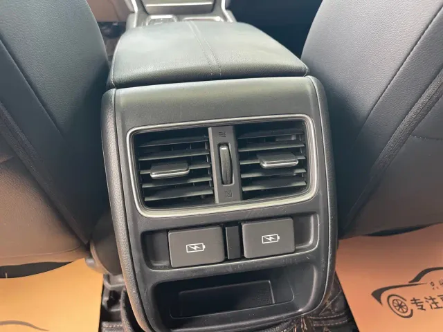 Honda Accord — Фото автомобиля 17
