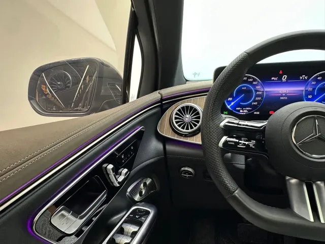 Mercedes-Benz EQE SUV — Фото автомобиля 20