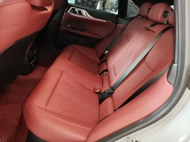 BMW 4 Series — Фото автомобиля 12