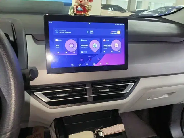 BYD Yuan Pro — Фото автомобиля 12