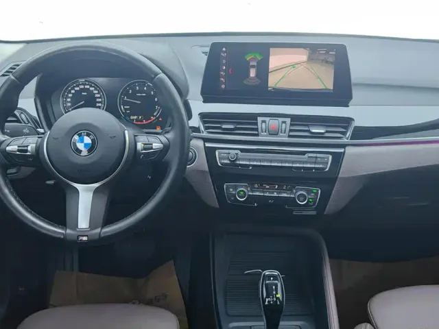 BMW X1 — Фото автомобиля 12