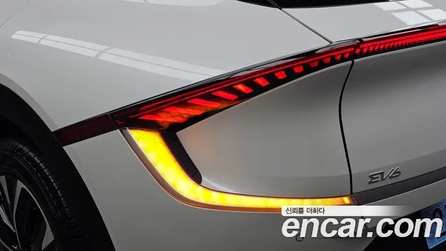 Kia EV6 — Фото автомобиля 8