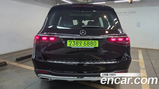 Mercedes-Benz GLS-Class — Фото автомобиля 4
