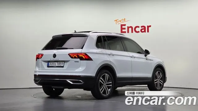 Volkswagen Tiguan 2nd Gen — Фото автомобиля 2