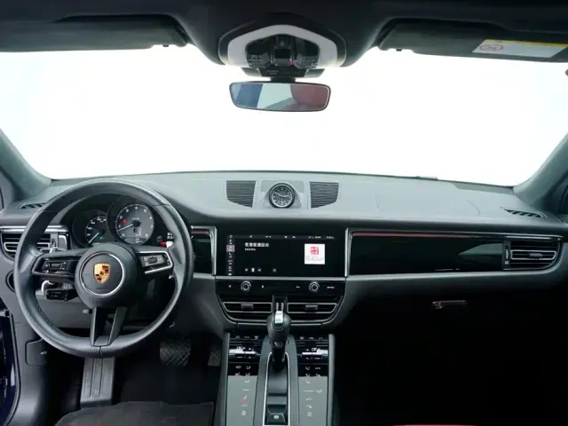 Porsche Macan — Фото автомобиля 4