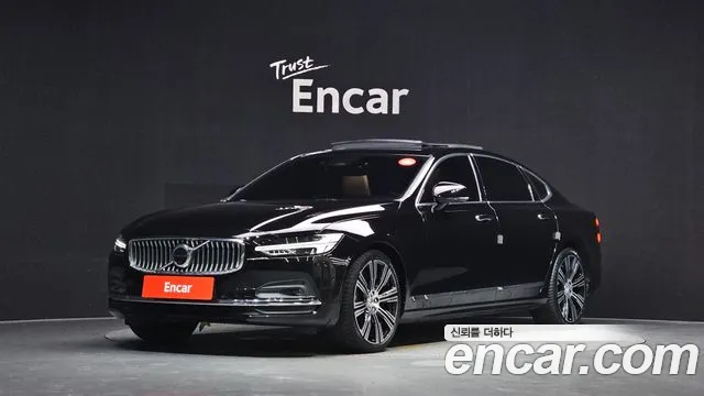 Фотография автомобиля — Volvo S90