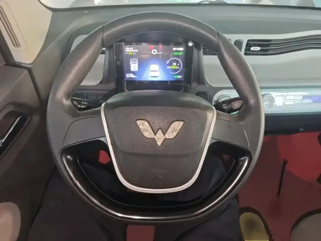Wuling Hongguang Mini EV — Фото автомобиля 10