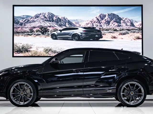 Lamborghini Urus — Фото автомобиля 4
