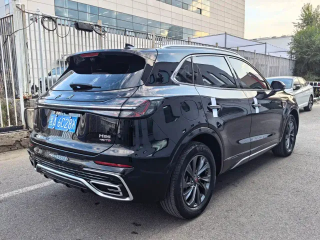 Hongqi HS5 — Фото автомобиля 4