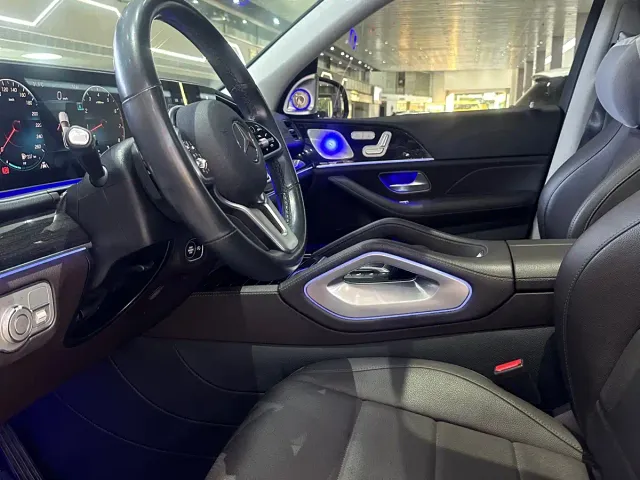 Mercedes-Benz GLE-Class — Фото автомобиля 4