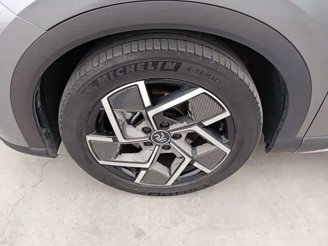 BYD Yuan PLUS — Фото автомобиля 22