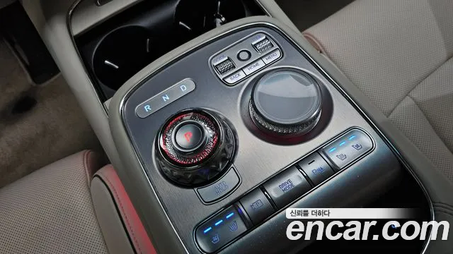 Genesis G90 Бензин 3.5 турбо AWD — Фото автомобиля 9