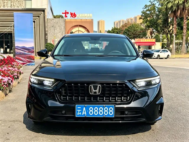 Honda Inspire — Фото автомобиля 2