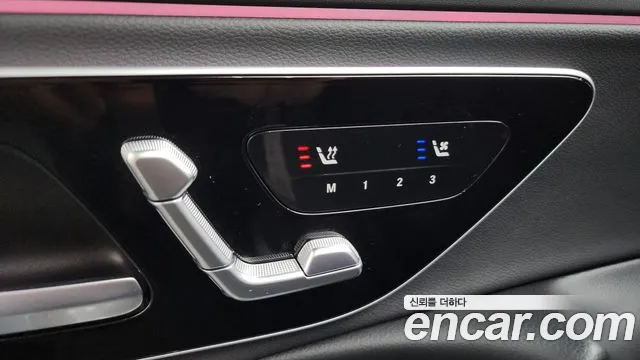 Mercedes-Benz E-Class — Фото автомобиля 29