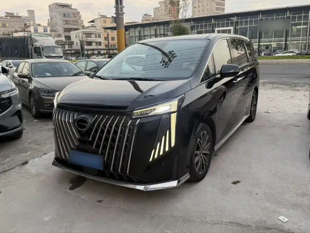 Фотография автомобиля — GAC Trumpchi M8