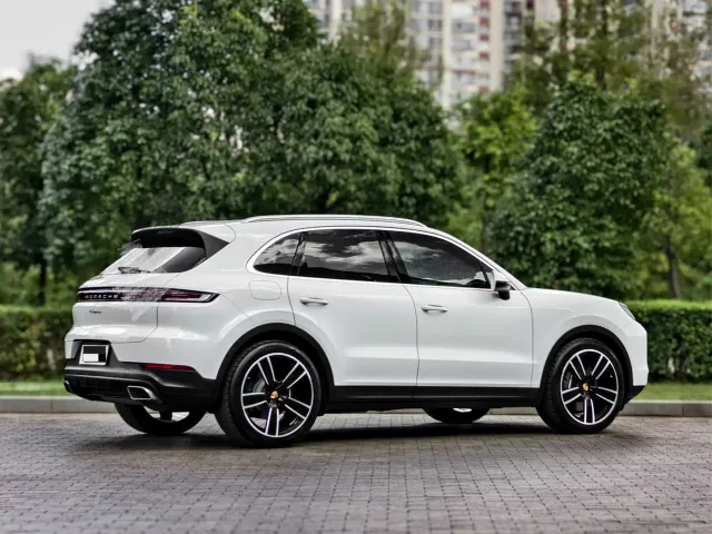 Porsche Cayenne — Фото автомобиля 6