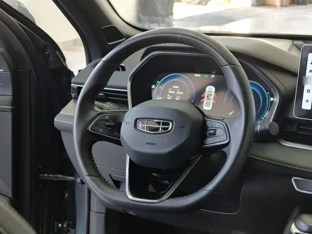 Geely Xingrui — Фото автомобиля 16