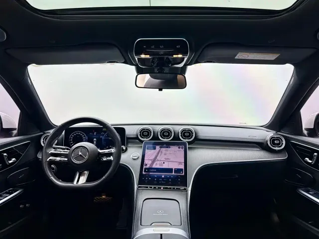 Mercedes-Benz C-Class — Фото автомобиля 4