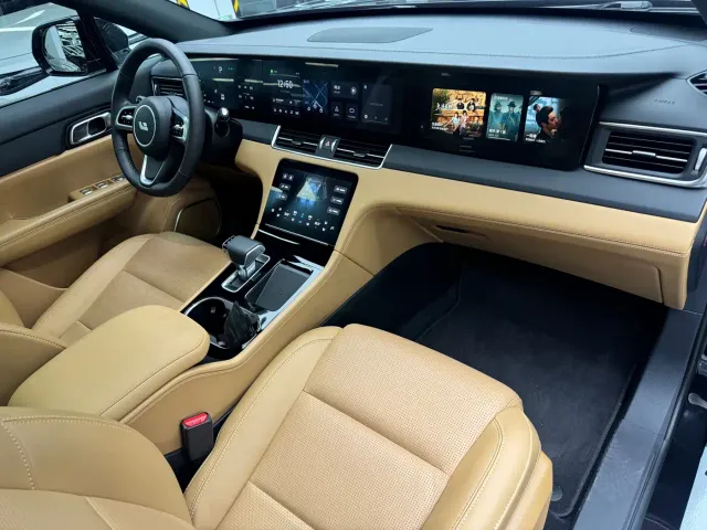 Li Auto ONE — Фото автомобиля 13