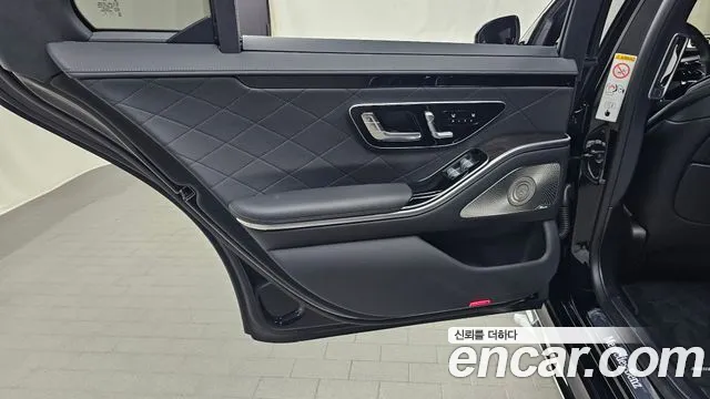 Mercedes-Benz S-Class W223 — Фото автомобиля 25