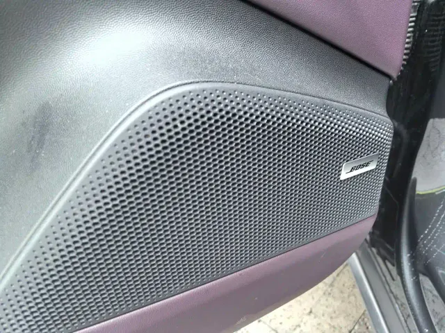 Porsche Macan EV — Фото автомобиля 6