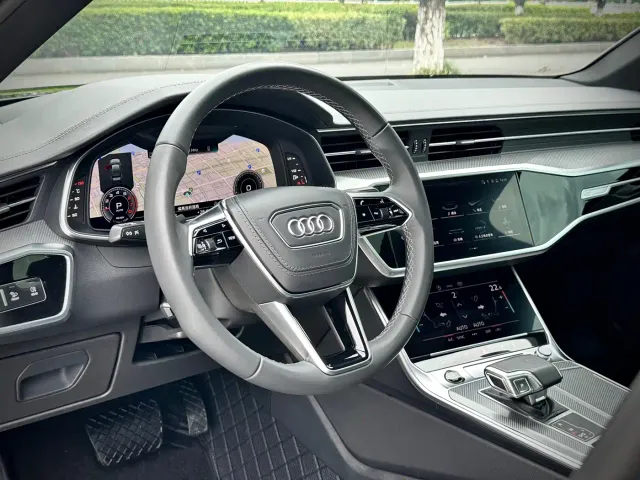Audi A6L — Фото автомобиля 13