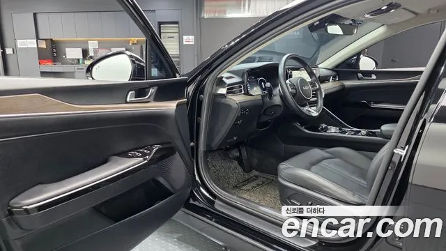 Kia K5 Generation 3 — Фото автомобиля 15