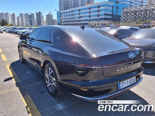 Hyundai Grandeur GN7 — Фото автомобиля 4