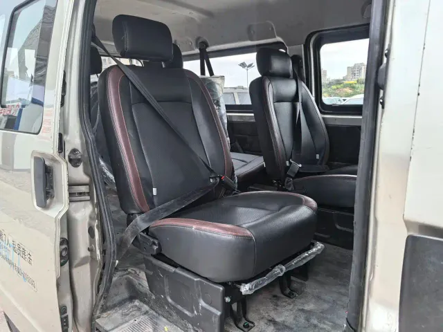 Dongfeng Xiaokang C56 — Фото автомобиля 7