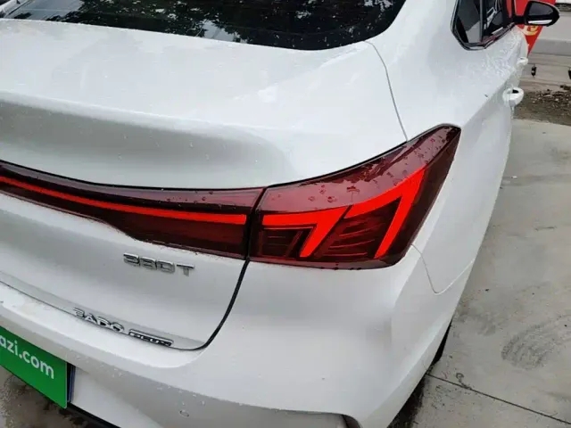 Changan Eado — Фото автомобиля 23