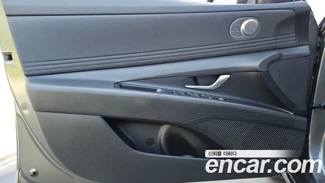 Hyundai Avante CN7 — Фото автомобиля 13