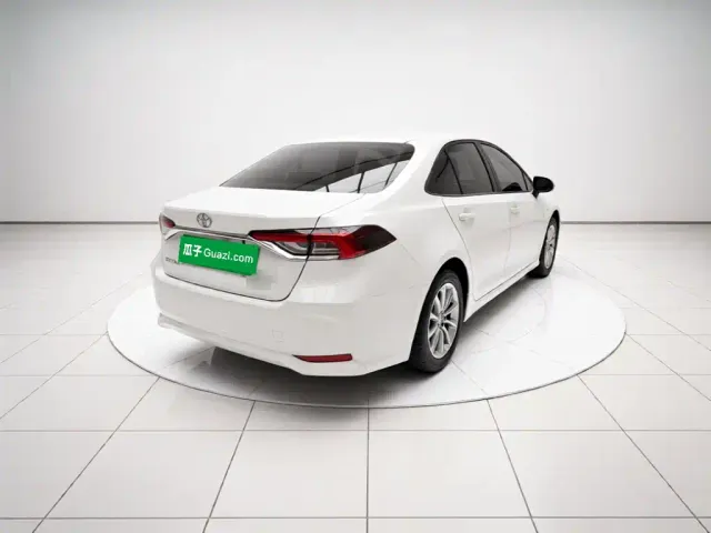 Toyota Corolla — Фото автомобиля 6