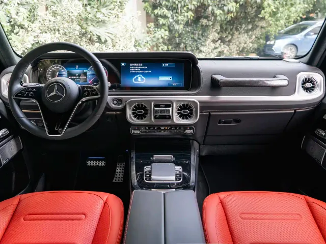 Mercedes-Benz G-Class — Фото автомобиля 4