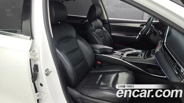 Hyundai Grandeur Grandeur (New) — Фото автомобиля 16