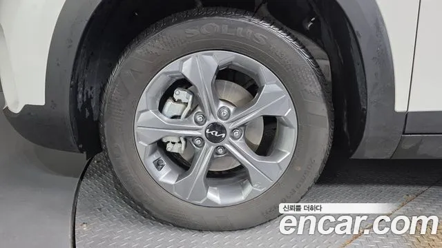 Kia Seltos Новый Seltos Бензин 2.0 2WD — Фото автомобиля 5