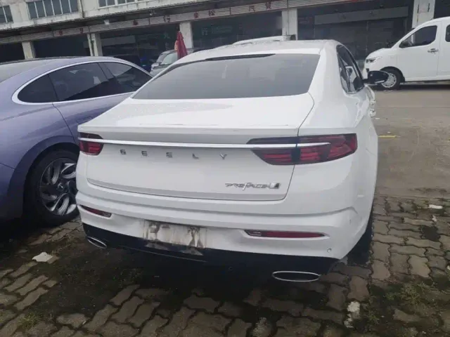 Geely Xingrui — Фото автомобиля 5