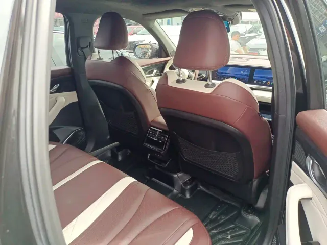 Geely Xingyue L — Фото автомобиля 8