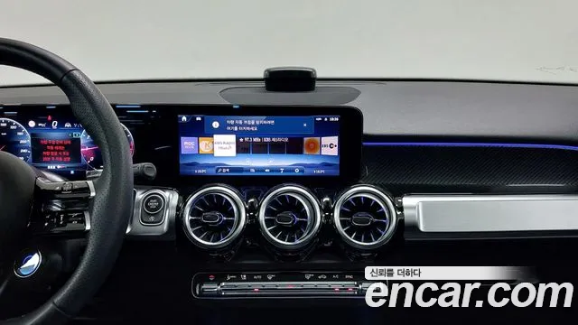 Mercedes-Benz GLB-Class — Фото автомобиля 16
