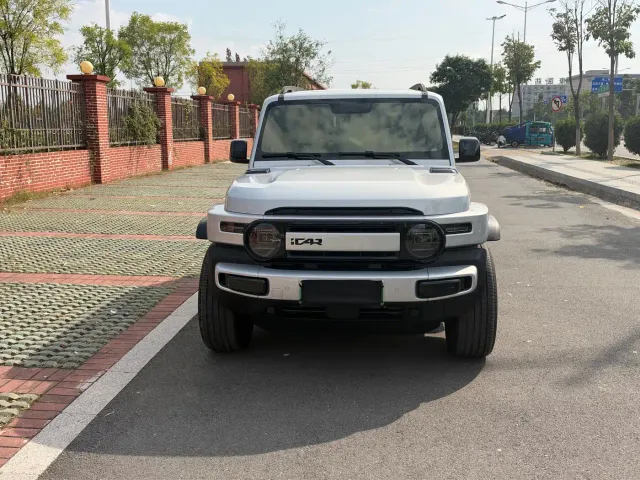 iCAR V23 — Фото автомобиля 2