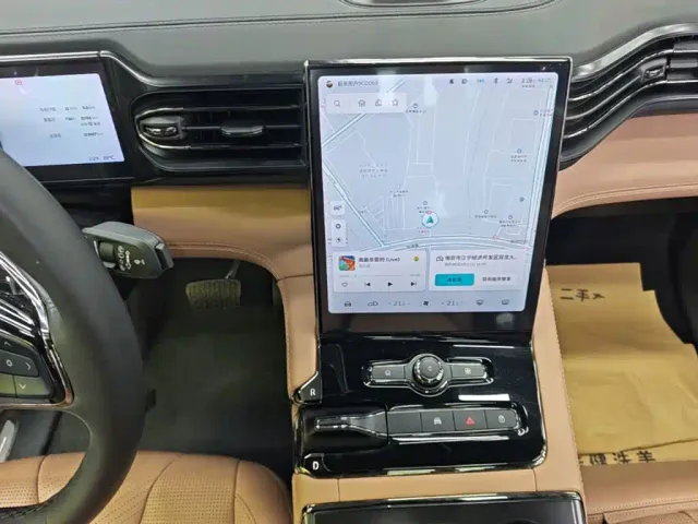NIO NIO ES8 2020 Model 580KM Signature Edition 6-Seater — Фото автомобиля 12