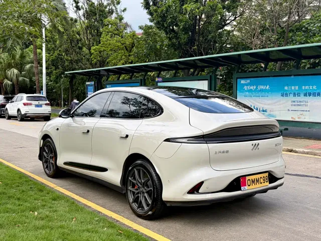 IM Motors LS6 — Фото автомобиля 6